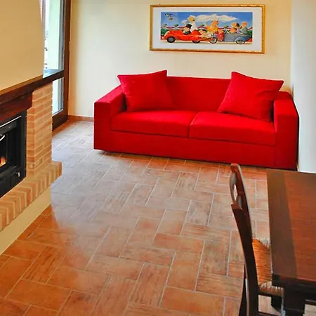 Apartamento In With Communal Pool