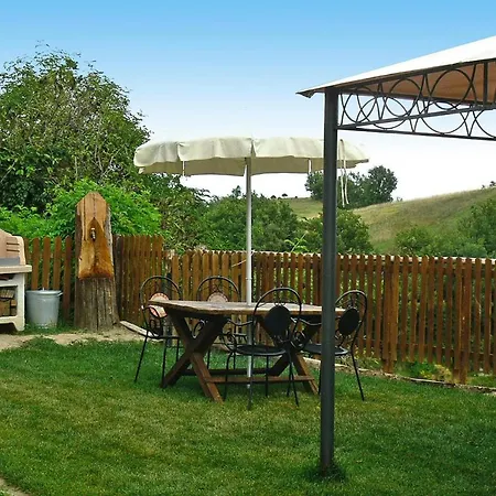 Apartamento In With Communal Pool Montefortino